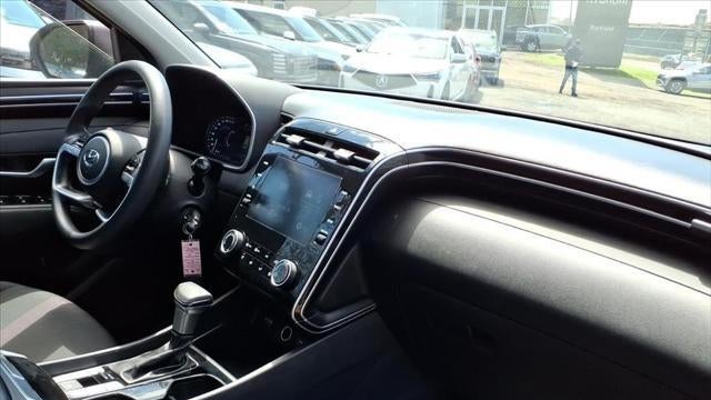 2023 Hyundai TUCSON SE