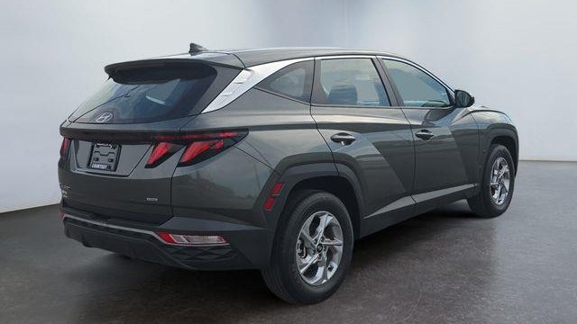 2023 Hyundai TUCSON SE