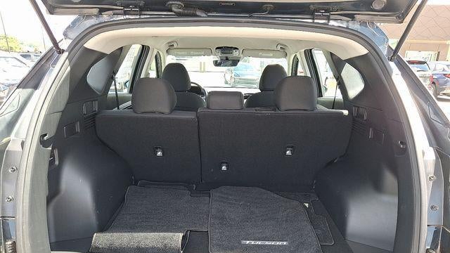 2023 Hyundai TUCSON SE