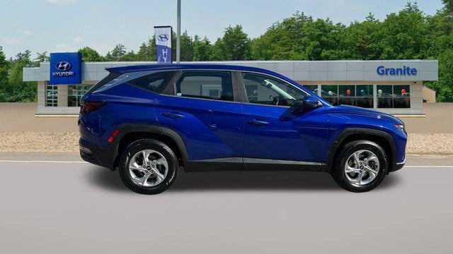 2022 Hyundai TUCSON SE