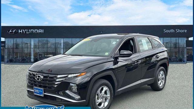2023 Hyundai TUCSON SE