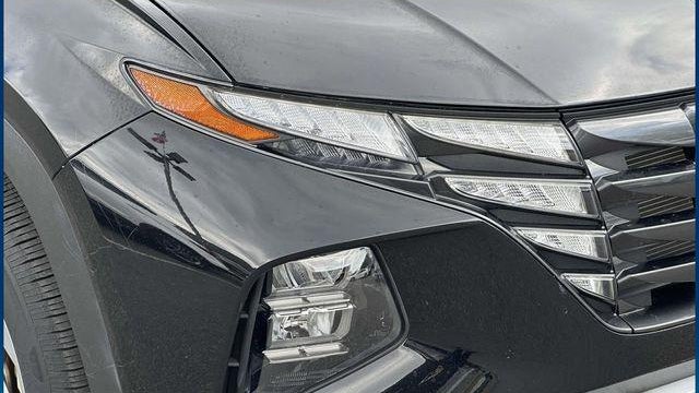 2023 Hyundai TUCSON SE