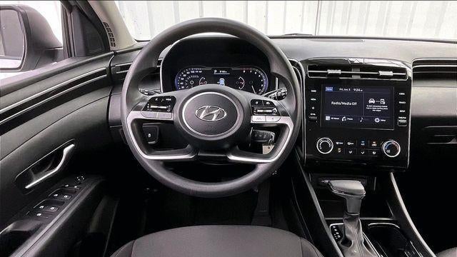 2023 Hyundai TUCSON SE
