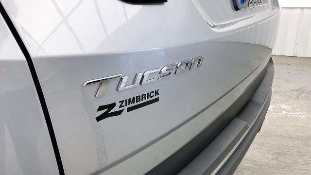 2023 Hyundai TUCSON SE