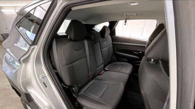 2023 Hyundai TUCSON SE