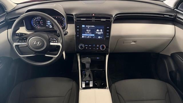 2023 Hyundai TUCSON SE