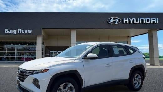 2023 Hyundai TUCSON SE