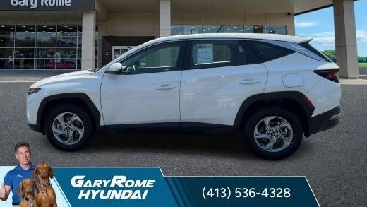 2023 Hyundai TUCSON SE