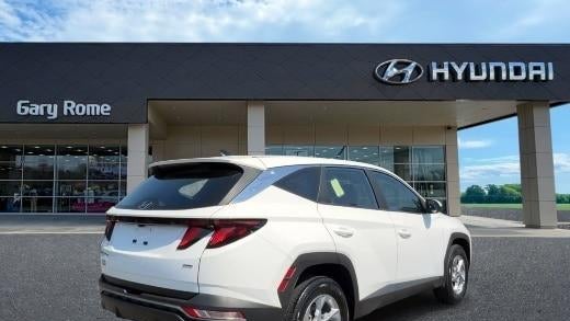 2023 Hyundai TUCSON SE