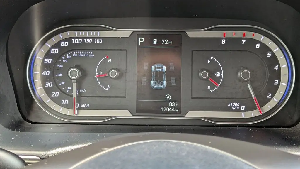 2023 Hyundai TUCSON SE