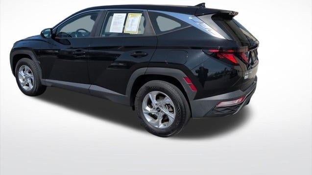 2023 Hyundai TUCSON SE