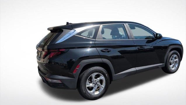 2023 Hyundai TUCSON SE