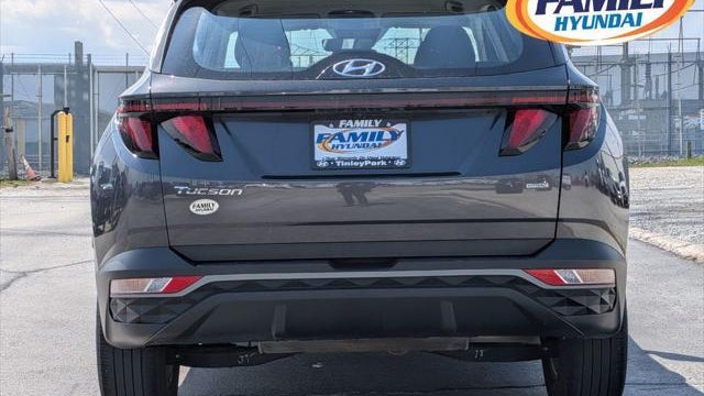 2023 Hyundai TUCSON SE