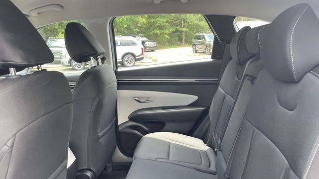 2023 Hyundai TUCSON SE