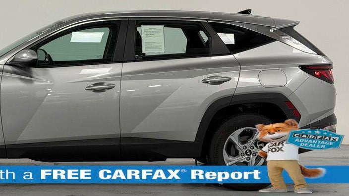 2023 Hyundai TUCSON SE