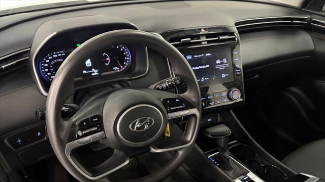 2023 Hyundai TUCSON SE
