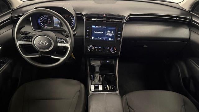2023 Hyundai TUCSON SE
