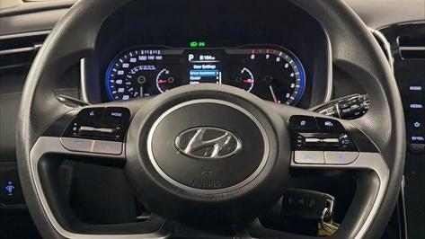 2023 Hyundai TUCSON SE