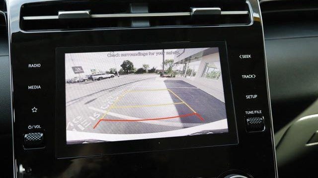 2023 Hyundai TUCSON SE