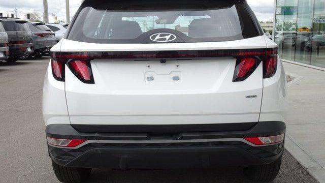 2023 Hyundai TUCSON SE