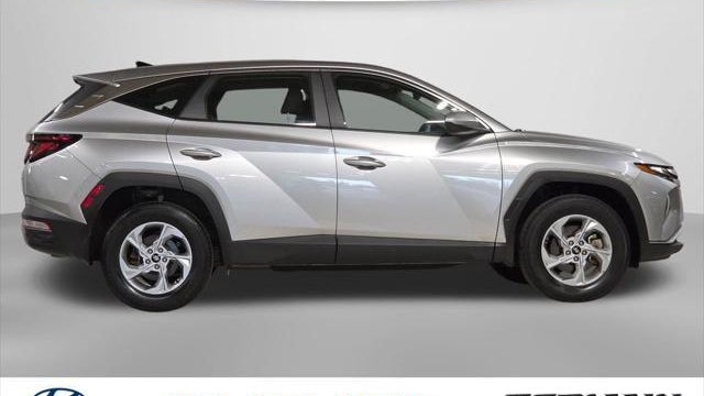 2023 Hyundai TUCSON SE