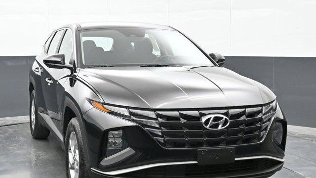 2023 Hyundai TUCSON SE