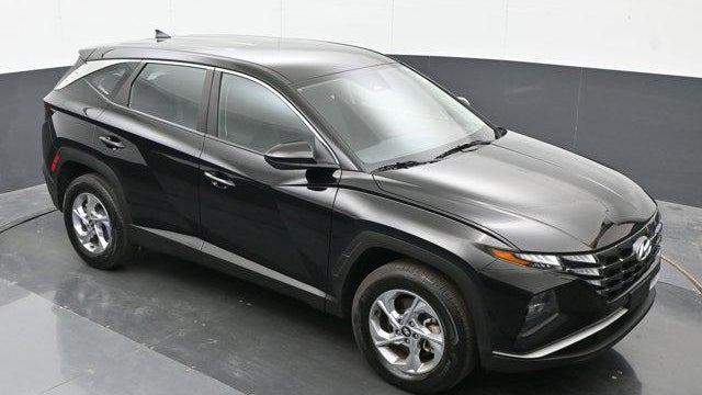 2023 Hyundai TUCSON SE
