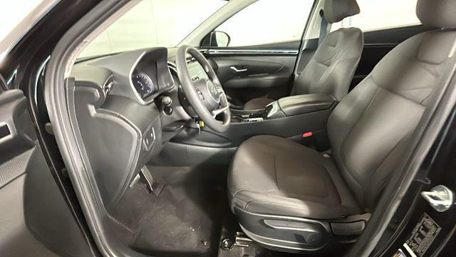 2023 Hyundai TUCSON SE