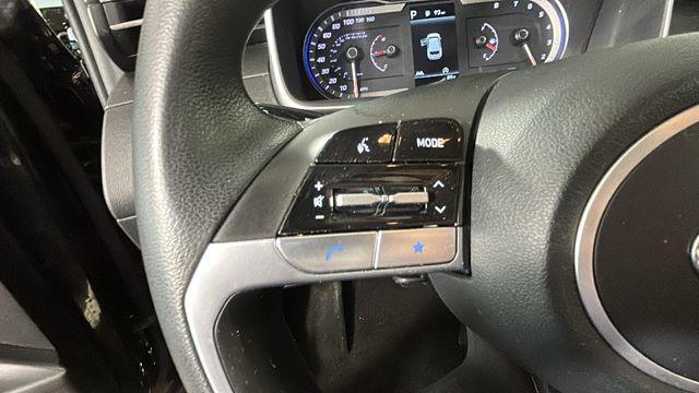 2023 Hyundai TUCSON SE