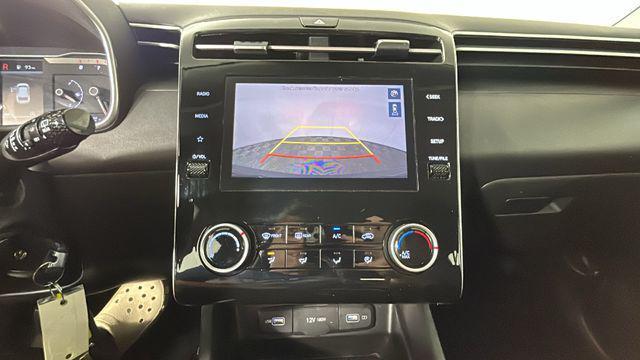 2023 Hyundai TUCSON SE