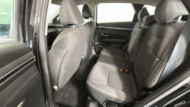 2023 Hyundai TUCSON SE