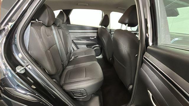 2023 Hyundai TUCSON SE