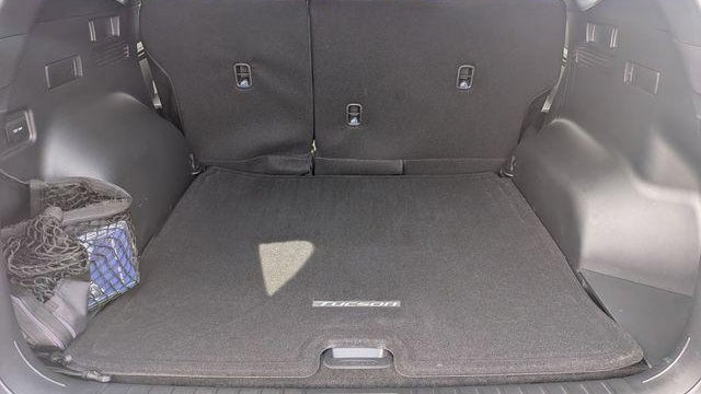 2023 Hyundai TUCSON SE