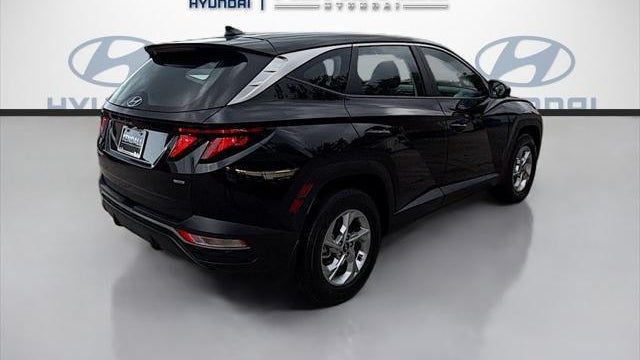 2023 Hyundai TUCSON SE