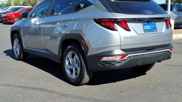 2023 Hyundai TUCSON SE