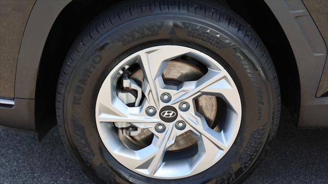 2023 Hyundai TUCSON SE
