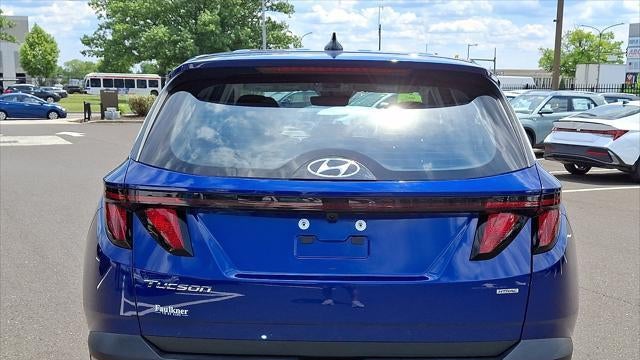 2023 Hyundai TUCSON SE