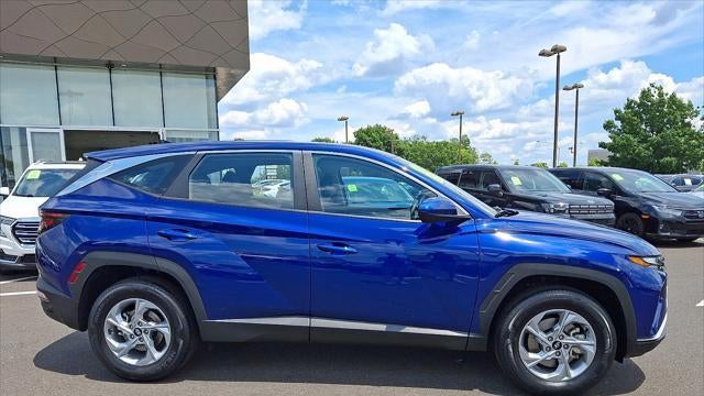 2023 Hyundai TUCSON SE