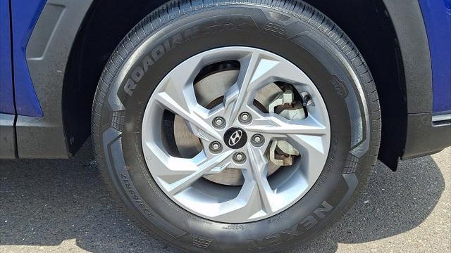 2023 Hyundai TUCSON SE