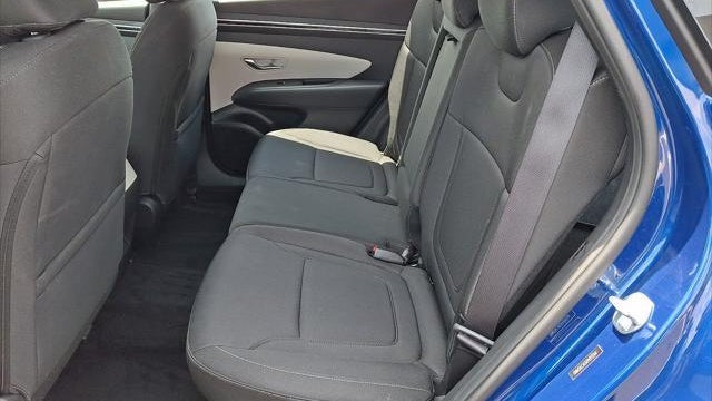 2023 Hyundai TUCSON SE