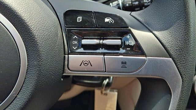 2023 Hyundai TUCSON SE