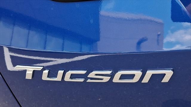 2023 Hyundai TUCSON SE