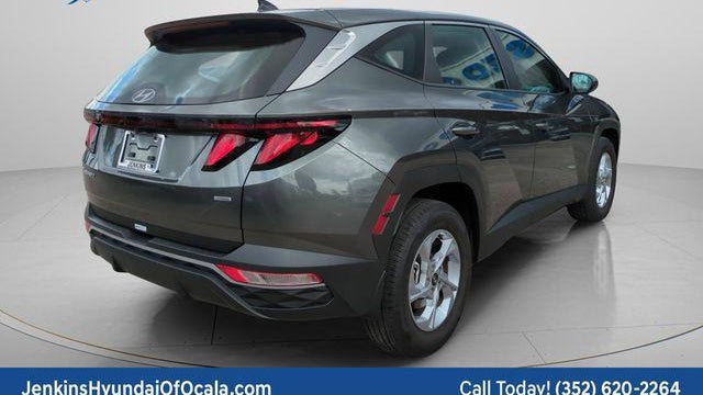 2023 Hyundai TUCSON SE