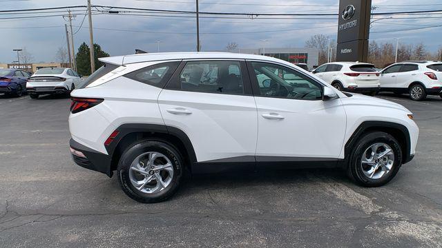 2023 Hyundai TUCSON SE