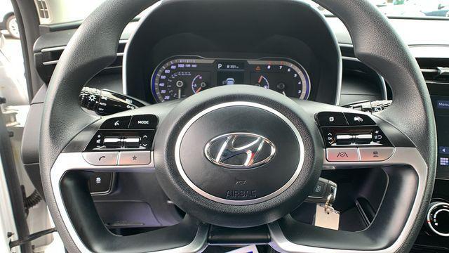 2023 Hyundai TUCSON SE