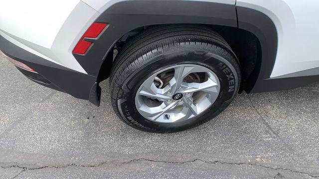 2023 Hyundai TUCSON SE