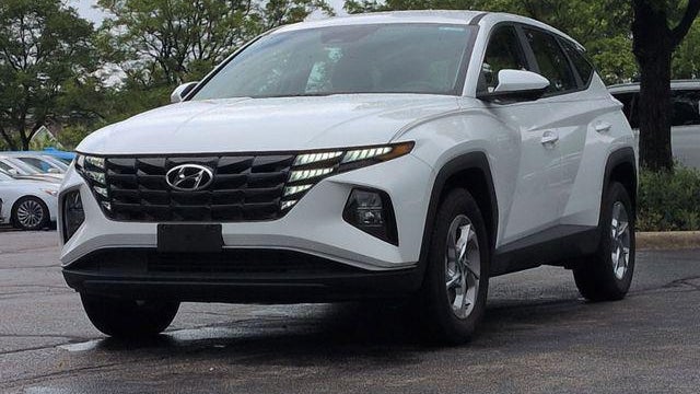 2023 Hyundai TUCSON SE