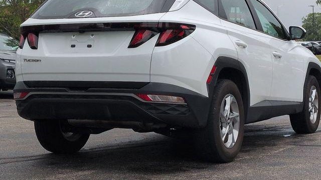 2023 Hyundai TUCSON SE