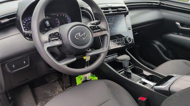 2023 Hyundai TUCSON SE