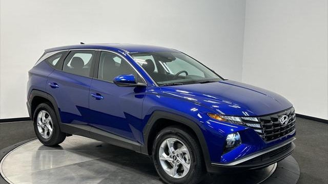 2023 Hyundai TUCSON SE